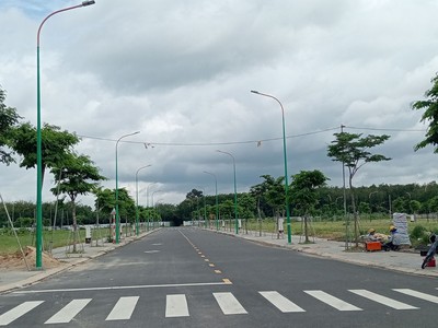 Bán đất mặt tiền đường d8, phường hòa lợi, tp bến cát, bình dương 3