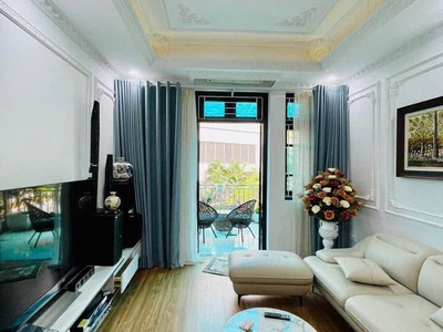 Bán nhà đại tự, kim chung, hoài đức 42m x 4 tầng x mt5m, kd sầm uất, lô góc, ngõ thông, oto đỗ. giá 0