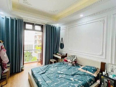 Bán nhà đại tự, kim chung, hoài đức 42m x 4 tầng x mt5m, kd sầm uất, lô góc, ngõ thông, oto đỗ. giá 1