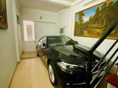 Bán nhà phân lô phố nguyễn chính,tân mai. ô tô đỗ cửa quay đầu. 45m2 giá 10.8 tỷ. 1