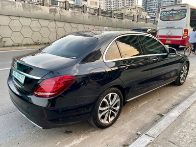 Chính chủ cần bán xe Mercedes C200 bản đặc biệt 3