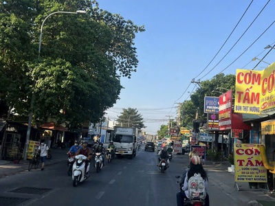 Nhà đẹp mặt tiền đường diện tích khủng 4mx40m nguyễn thị kiểu tân thới hiệp 0