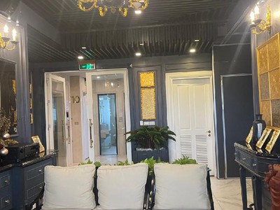 Nhà mặt phố nguyễn văn cừ kinh doanh 200m2, 10 tầng thang máy, hoàn công đầy đủ, 5 tỷ/năm 2