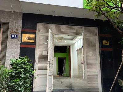 Rất kẹt tiền bán nhà số 2x hoa lan p2 pn - dt: 4 18m - kc: 5 tầng - hđt: 70tr/tháng - giá 22 tỷ 2