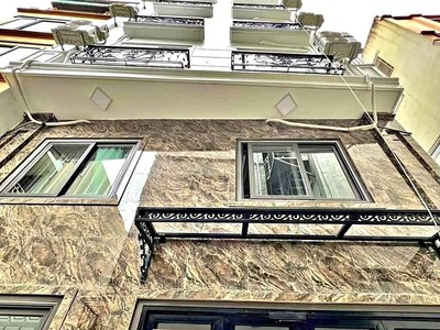 Định công thượng,hoàng mai 100m2 mt 6.8m 25 phòng gà đẻ trứng vàng 85tr/th giá nhỉnh 18 tỷ 0