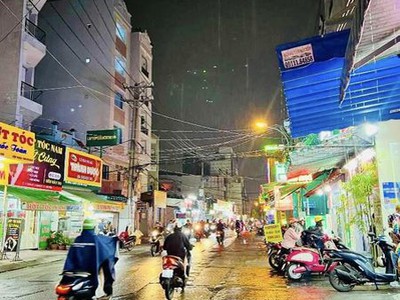Mặt tiền kinh doanh lô góc - sẵn dòng tiền - 75m 2 tầng giá 10 tỷ 2