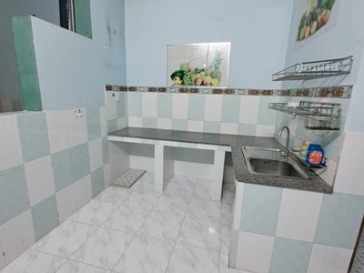 Ngay tiểu học phan chu trinh - hẻm 3m -  3.7 x 9.3 m - 2 tầng 2
