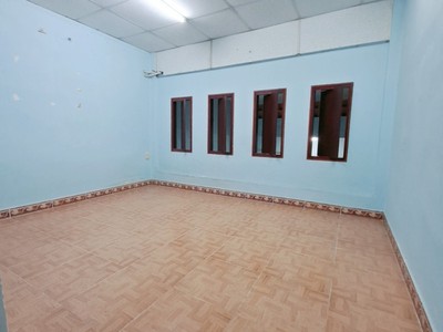Ngay tiểu học phan chu trinh - hẻm 3m -  3.7 x 9.3 m - 2 tầng 3