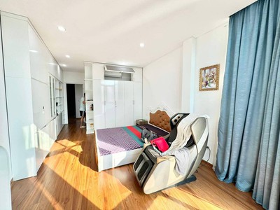 Khai trương toà căn hộ mới cứng ở 21x mặt hồ văn chương quận đống đa 1 khách 1 ngủ rộng full nội 3