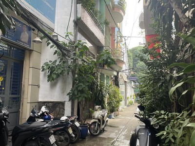 Nhà trung tâm quận 1 vị trí đắc địa, ngay vòng xoay cống quỳnh  - trần hưng đạo - bùi viện - trần 4