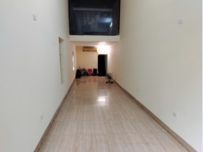 Chính chủ cho thuê nhà mặt phố số 52, đường la thành lớn  gần ngã 5 ô chợ dừa , đống đa, hn. 2