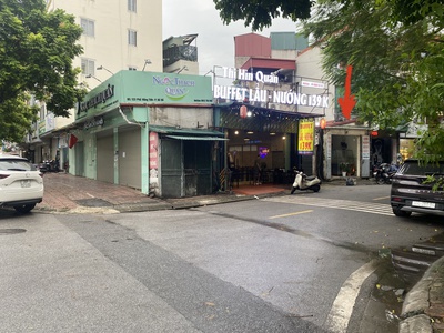 Bán nhà đất mặt phố ái mộ quận long biên.sổ đỏ lâu dài chính chủ bán.phù hợp ở kdoanh 2