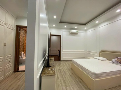 Cho thuê nguyên căn 4 phòng ngủ 105m2 tại Vinhomes Marina 3