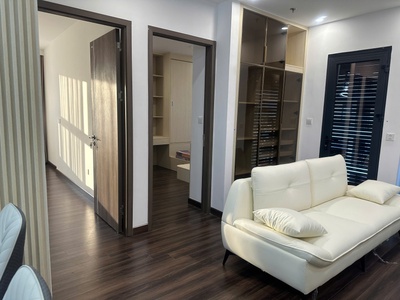 Cho thuê căn hộ siêu đẹp 2,5 ngủ Hoàng Huy Commerce 5 6