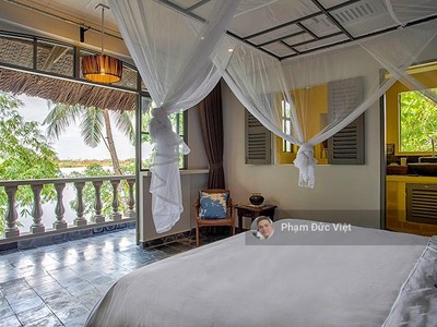 Bán toà nhà cao cấp ngay ngã 4 hàng xanh q. bình thạnh hầm 8 tầng hđt: 500tr/tháng 129 tỷ tl vị trí 2