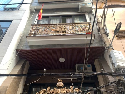 Bán nhà xuân thủy 63m2, 7 tầng, 2 thoáng, nửa bước ra mặt phố. 8,2 tỷ 1