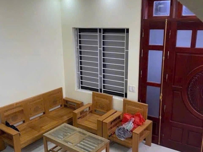 Cho thuê nhanh nhà ngõ 201 phúc lợi 31m , 5 tầng, giá 8 triệu/tháng 1