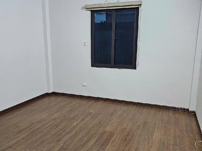 Bán gấp nhà ở vạn phúc, 54m2, 5 tầng, tầm 12 tỷ. thang máy - gara - 2 thoáng trước sau - ngõ thông 3