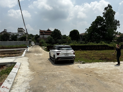 Bán nhanh 69m  tại vệ linh, phù linh, sóc sơn. đường 4m, cách trục chính 15m, sẵn sổ 2