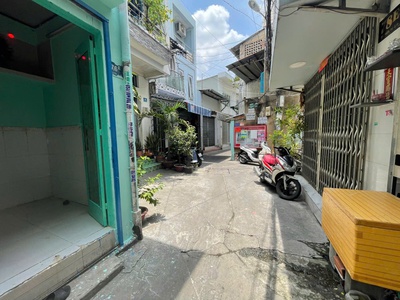 Bán nhà ngay sát khu tên lửa 80m2 hẻm thông thoáng giá chỉ 3.49 tỷ 0