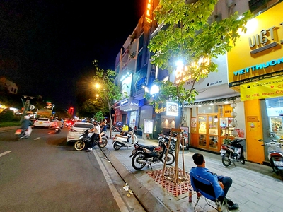 Cho thuê nhà MT 298 Phan Xích Long, Phường 7, Quận Phú Nhuận. 5 Tầng 4x16  360m2 chỉ 60tr 3