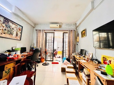 Nhà C4 tiện Xây Mới - 1 Sẹc Sát Mặt Tiền Nguyễn Văn Khối HXH 6m 90m2 - chỉ 8,x T 2