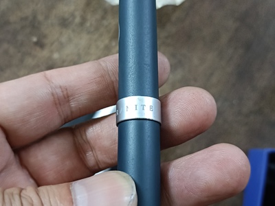 Bán ba cây bút ! 10