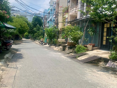 Bán nhà MT hẻm oto An Dương Vương Quận 8 chỉ 4.7 tỷ, nhà mới đẹp vô ở ngay, cần bán gấp 1