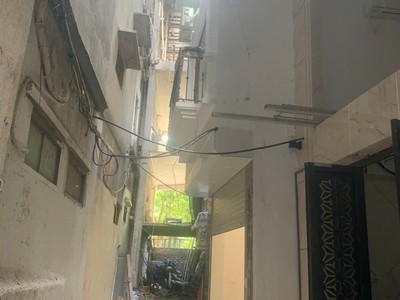 Nhà đẹp   lê đức thọ - nam từ liêm   5 tầng thang máy xịn mới kính koong   10m ra ô tô tránh   ở 4