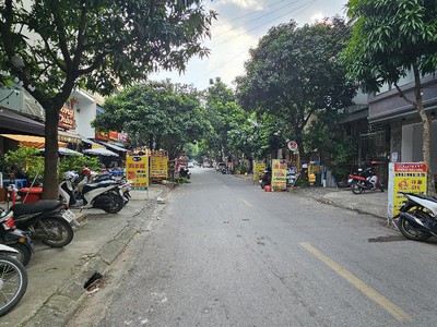 Gấp nhà phố lê lai 47m2, 4 tầng, giá 12.3 tỷ. mặt phố - vỉa hè - kinh doanh - 2 thoáng 0