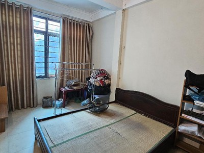 Gấp nhà phố lê lai 47m2, 4 tầng, giá 12.3 tỷ. mặt phố - vỉa hè - kinh doanh - 2 thoáng 3