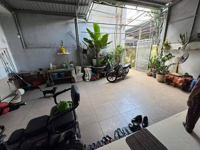 Mặt tiền kinh doanh đỗ xuân hợp phước long b thủ đức . 1