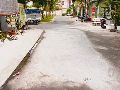 Nhà 2 tầng đường số 1 view công viên sát chợ tân mỹ- tân phú quận 7- 73m2, 10.4 tỷ 1
