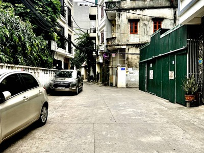 Bán Nhanh Nhà Ngọc Thuỵ  Long Biên  Ngõ ô tô giá rẻ  31m2 5 Tầng 5.1 Tỷ 2