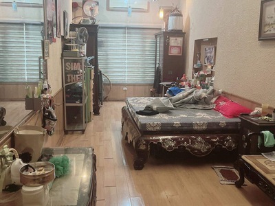 Cc bán gấp nhà quang trung 62m2, 5 tầng, giá 12 tỷ. ở ngay, vỉa hè 5m, kinh doanh, đường 20m 2