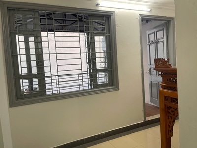 Cho thuê nhà ngõ 38 đường nguyễn hoàng tôn, phường xuân la, quận tây hồ, hà nội 4