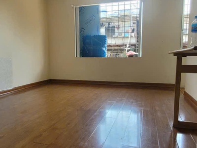 Bán tập thể thành công, tầng 4, trung tâm ba đình, ô tô đỗ chân cầu thang 3