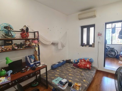 Tập thể Thái Hà 90m2 3 ngủ, khu đẹp sạch sẽ, gần mặt phố, ô tô đi qua, dân trí cao an ninh tốt. 3