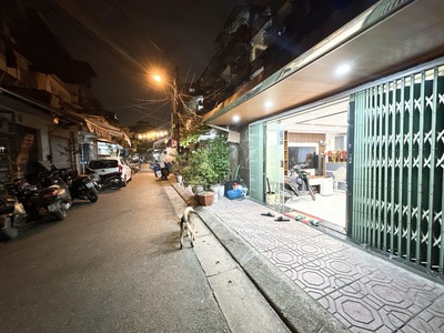 Bán nhà tập thể tầng 1 quỳnh mai ô tô kinh doanh hai bà trưng 4