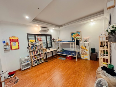 Bán nhà gần phố Trịnh Văn Bô 35m2 5 tầng nhỉnh 5 tỷ 2