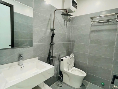 Nhà xây mới Lê Lợi  - NGÔ QUYỀN   2,3 TỶ 4