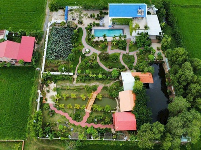 Biệt thự tổng dt 3400m2 xã Hòa Khánh Tây, Đức Hòa,Long An giá 12 tỷ 4