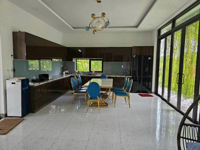 Biệt thự tổng dt 3400m2 xã Hòa Khánh Tây, Đức Hòa,Long An giá 12 tỷ 9