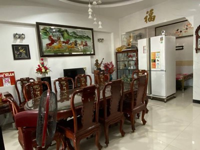 Bán nhà 2 tầng 235m2 đường trung tâm kinh doanh ĐT605 ngã ba Dương Sơn Hòa Tiến 5 tỷ 0