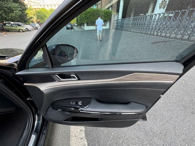 Bán nhanh xe KIA K5 bản premium sx 2022 5