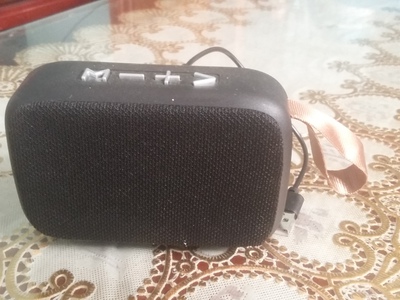 Bán 01 cặp loa vi tính   01 loa bluetooth 3