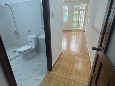 Bán nhà mặt tiền trần văn kiểu, phường 10, quận 6.dt 72m2 x 5 tầng 4 x 18 . giá 12.49 tỷ tl. 3