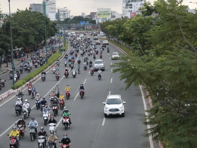 Nhà c4 mặt tiền đại lộ phạm văn đồng: ngang 5m, dt 79m2, chỉ 6,6 tỷ 0