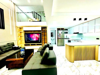 Bán Nhà Nghi Tàm Tây Hồ  45M2 5 Tầng  8.9 Tỷ 1