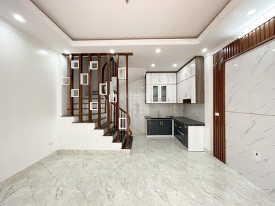 Trung tâm tân bình - nhà 3 tầng hxh - 33m2 - nhỉnh 3 tỷ 1